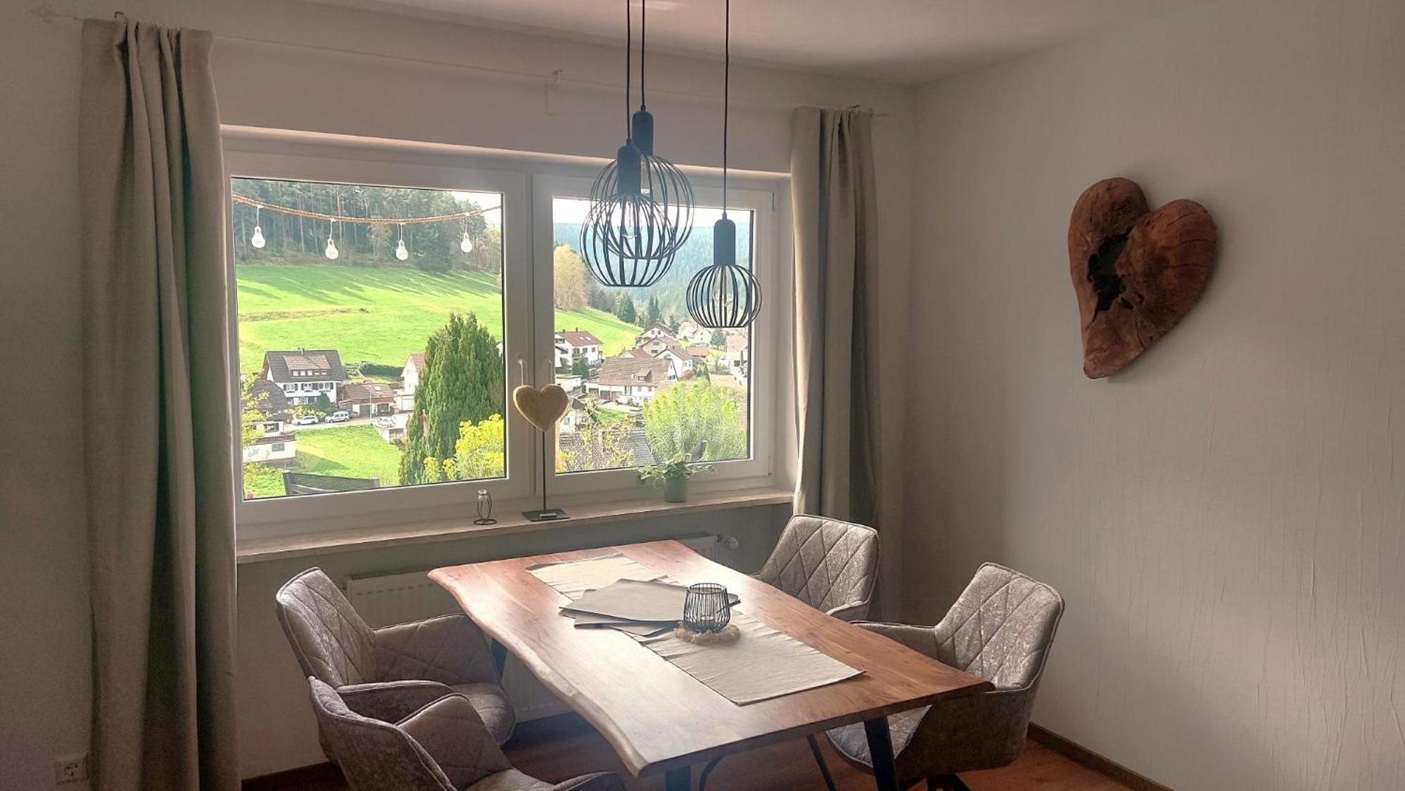 Schoene Zeiten Ferienwohnung, 80Qm ไบเออร์สบรอนน์ ภายนอก รูปภาพ